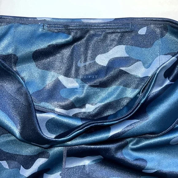 Nike Blue Camo Hi Rise Dri Fit Leggings Metallic Sheen Inside Back Pocket Size S - Picture 4 of 7